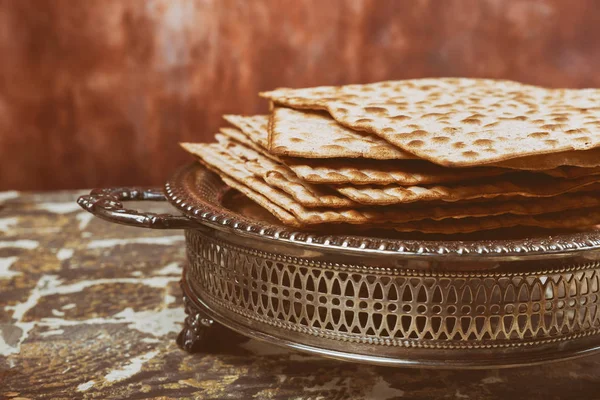 Pesach Pozadí Matzoh Židovským Svátkem Pesach Chléb Dřevěné Desce — Stock fotografie