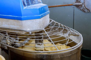 Makine Fabrikası arasında un karıştırma karıştırma un kullanarak ekmek işlemini