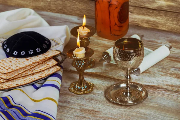 Shabbat Shalom Challah Und Wein Traditionelles Jüdisches Sabbatritual — Stockfoto