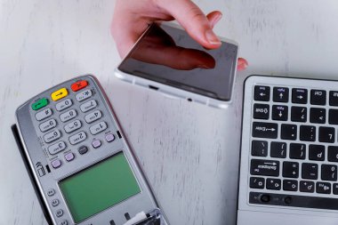 Temassız akıllı telefon ödeme smartphone ile ödüyor