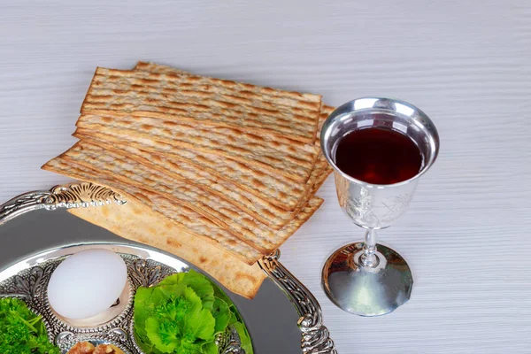 Masa Hazır Geleneksel Seder Tabağı Ayin Için Yahudi Bayramı Fısıh — Stok fotoğraf