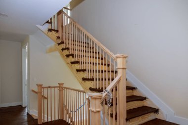 Merdiven korkulukları renovation.wizard merdiven ler için ahşap korkuluklar için ahşap tahtalar direğin etrafında