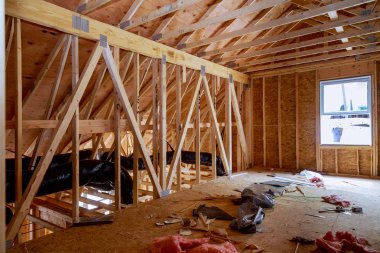 İnşaat altında yeni ev ahşap konut ev çerçeveleme görünümü