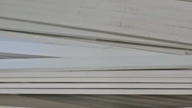 Yüklemeden önce iç inşaat konut projesi yüklü Alçıpan kapı yeni bir ev ile
