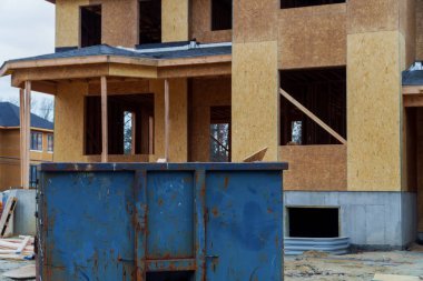 Yeni Şantiye Binası appartment evlerin çöp, geri dönüşüm atık ve çöp kutuları