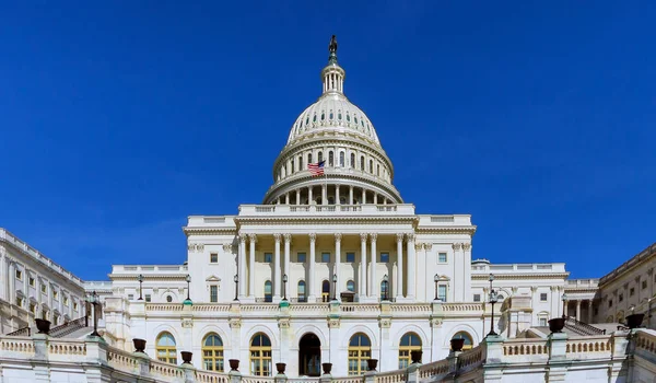 Capitólio dos Estados Unidos Edifício no Capitólio Hill em Washington DC, EUA uma vista panorâmica — Fotografia de Stock