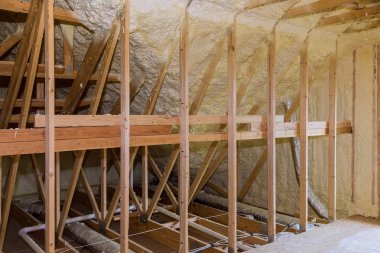 İç duvar izolasyonu ahşap ev, bina inşaat altında