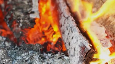 Hiçbir renk grading şömine - yavaş hareket - yanan ateş