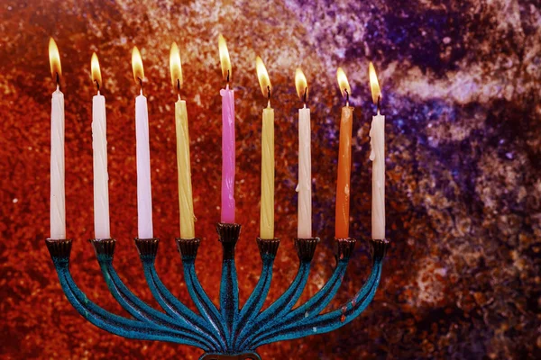Chanukka jüdischer Feiertag mit Menora-Kandelaber — Stockfoto