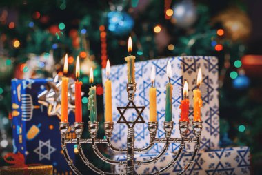 hanukkah menorah mumlar yanan ile