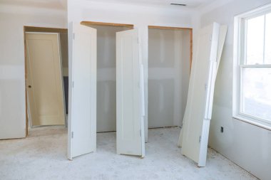 Döküm yüklü konut projesinin iç inşaatı