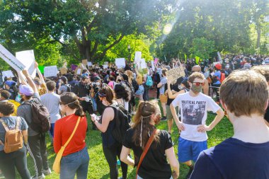 WASHINGTON D.C., ABD - 31 Mayıs 2020: George Floyd 'un ölümünden sonra protesto, Siyahların Yaşamı Önemlidir grubu Beyaz Saray Başkanı Donald Trump' a karşı durdu