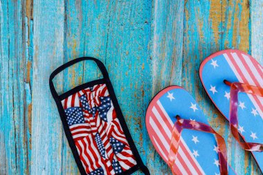 Coronavirus salgınından sonraki yaz, Covid-19 Coronavirus karantinası sırasında tatil.