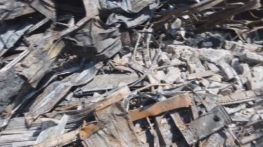 Protestolar sırasında yakılan pek çok işletme, George Floyd 'un polis kontrolündeki ölümünün körüklediği Minneapolis Protesto ve Ayaklanmaları sırasında yıkıldı