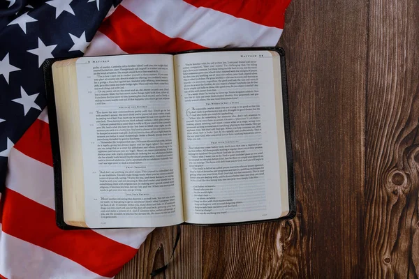 Los Angeles July 2020 Open Reading Holy Bible Book Prayer — Stock Photo, Image