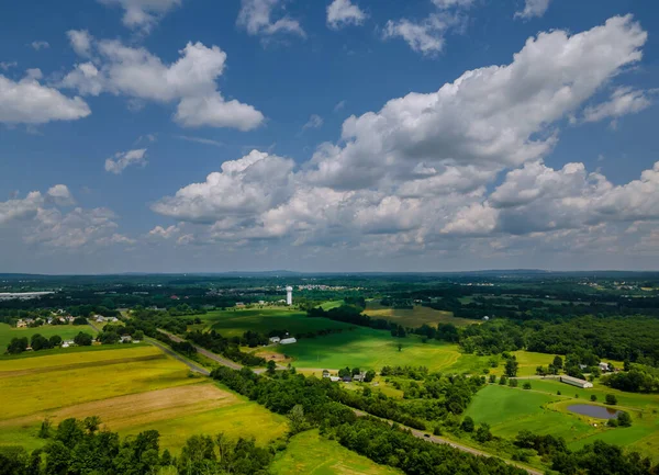 Campo Con Verde Con Prados Hierba Plantación Cielo Desde Una —  Fotos de Stock