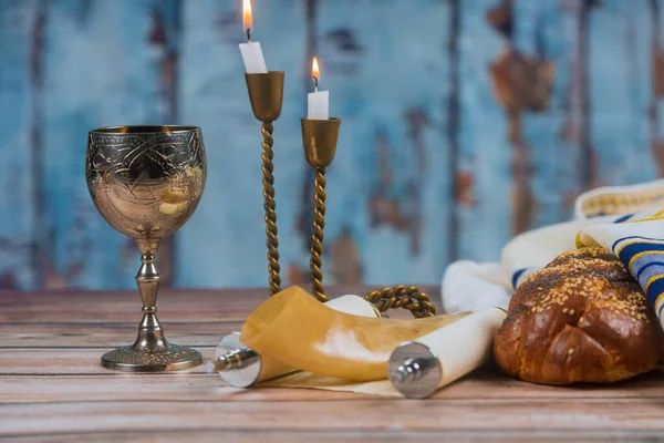 Shabbat Eve Table Covered Challah Bread Candles Cup Wine — Stock Photo, Image