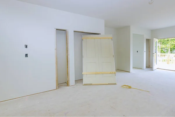 Construção Para Quarto Espera Instalação Portas Interiores Casa Nova — Fotografia de Stock