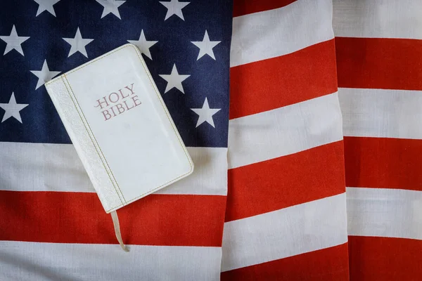 Reading Holy Bible Book Prayer America Ruffle American Flag Wooden — Stock Photo, Image