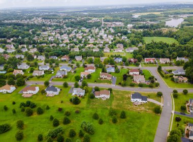 Güzel şehir manzarasındaki yerleşim alanlarının havadan görünüşü NJ USA
