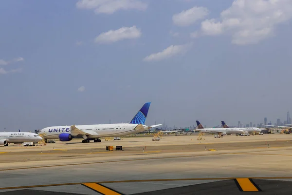 Newark Αυγουστου 2020 Στόλος Αεροπλάνων Της United Airlines Που Εξυπηρετούνται — Φωτογραφία Αρχείου