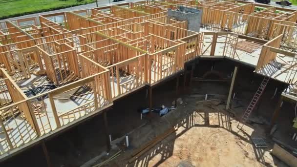 American residential beams of home in mid construction — Stock Video