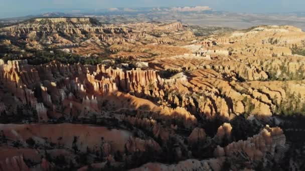 Ar de montanhas em Bryce Canyon National Park, paisagem de cânion verde natureza cênica de Utah — Vídeo de Stock