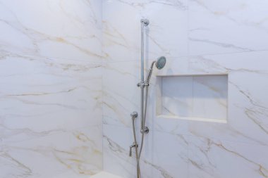 Banyo duvarı yeni duş başlığı zarif paslanmaz çelik duş başlığında