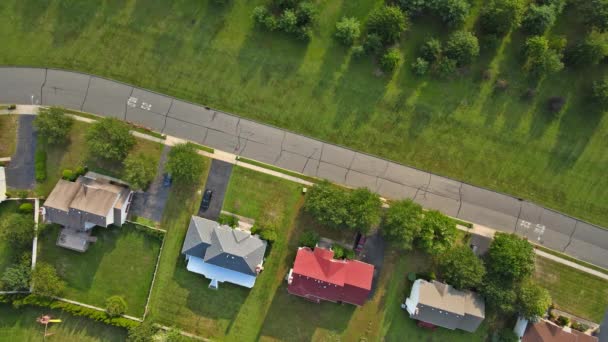 Aerial roofs of the houses in the urban landscape of a small sleeping area Ohio US — Stock Video