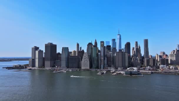 Beautiful America of aerial view on New York City Manhattan skyline panorama with skyscrapers over Hudson River — Stock Video