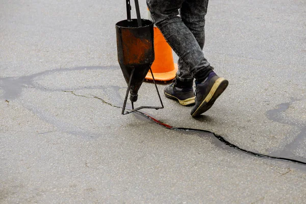 Fugenabdichtung Riss Asphalt Fahrbahndecke Sanierung Asphaltschicht Fuge — Stockfoto