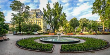 Odessa, Ukrayna - 05.19.2018. Panoramik bir güneşli bahar sabahı Odessa şehir Bahçe, Ukrayna,