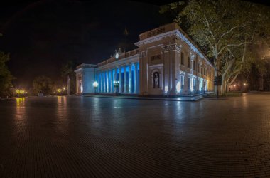 Belediye Binası Odessa, Ukrayna geceleri