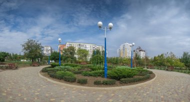 Yuzhne, Ukrayna - 09.03.2018. Seaside Park Yujni,'bağlantı noktası Odessa il Ukrayna'nın Karadeniz kıyısında şehir.