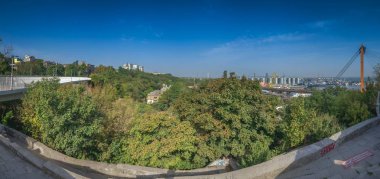 Ukrayna Odessa şehrinin merkezinde Teschin Köprüsü'nün panoramik görünüm