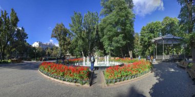 ODESSA, UKRAINE - 09.25.2018. Güneşli bir yaz sabahında Ukrayna 'nın Odessa şehrinin panoramik manzarası