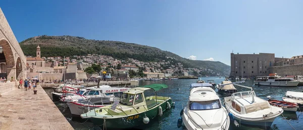 Dubrovnik Croácia 2018 Ruas Dubrovnik Cidade Velha Croácia Dia Ensolarado — Fotografia de Stock