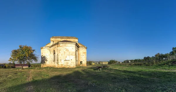 Заброшенная церковь в Каменке, Украина — стоковое фото