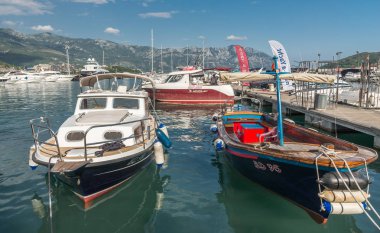 Tekneler ve yatlar Budva, Karadağ