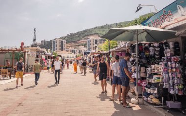 Karadağ 'da Budva deniz şeridi