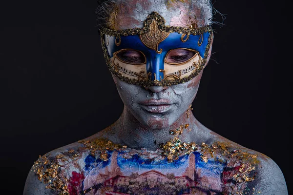 Maquillaje de podio creativo en estilo dama veneciana — Foto de Stock