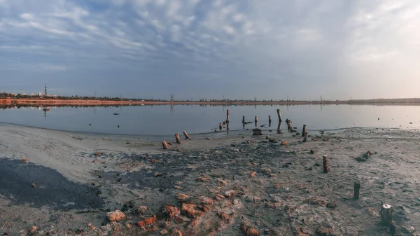 Vista panorámica del lago salado al atardecer — Foto de Stock