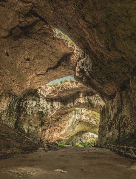 Devetashka cave in Bulgaria — Stock Photo, Image