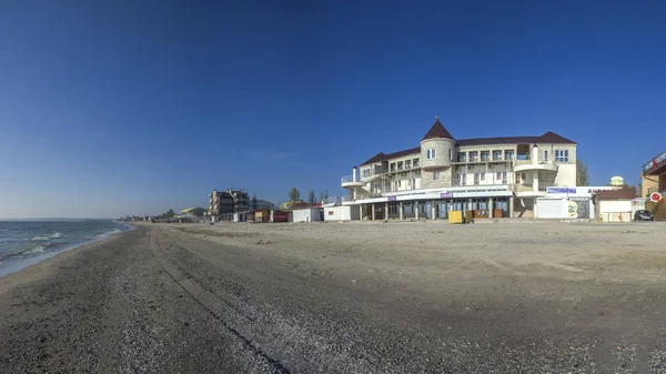 Praia deserta em Koblevo, Ucrânia — Fotografia de Stock
