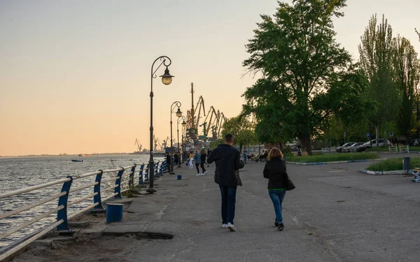 Набережна в Херсоні, Україна, — стокове фото