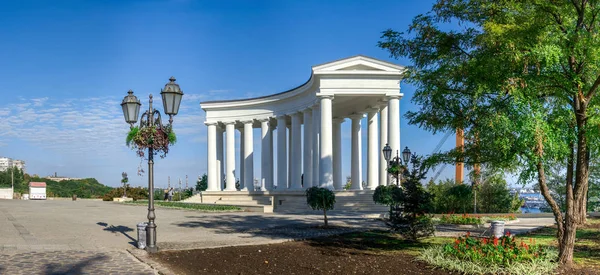 Restaurert Colonnade i Odessa, Ukraina – stockfoto