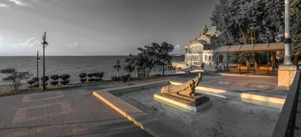 Monumento a los pescadores en Constanta, Rumania — Foto de Stock