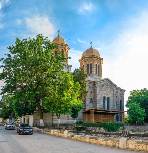 Catedral de San Pedro y San Pablo en Constanta, Rumania — Foto de Stock