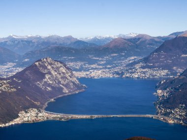 Monte San Giorgio'dan panoramik manzara