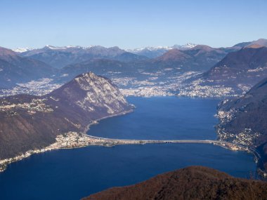 Monte San Giorgio'dan panoramik manzara